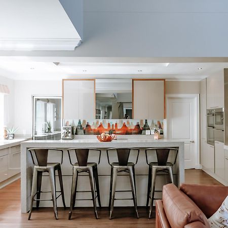Luxe Family Home With Solar Power In Secure Hout Bay Estate ケープタウン エクステリア 写真