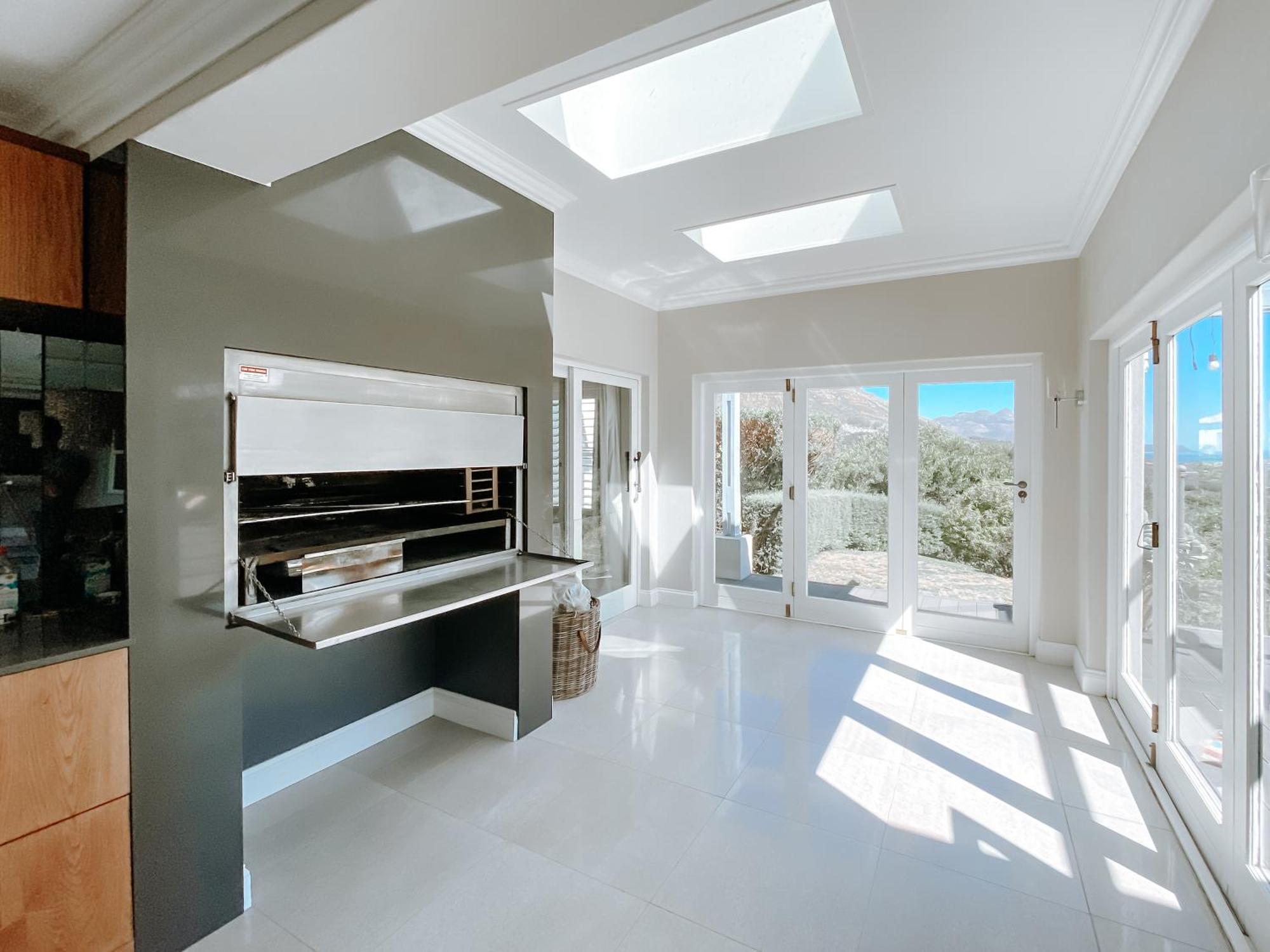 Luxe Family Home With Solar Power In Secure Hout Bay Estate ケープタウン エクステリア 写真